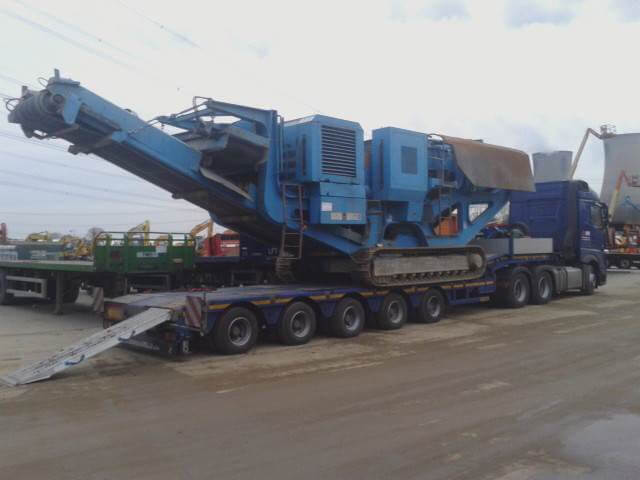 40 tonnás kőtörő gép szállítása Franciaországból